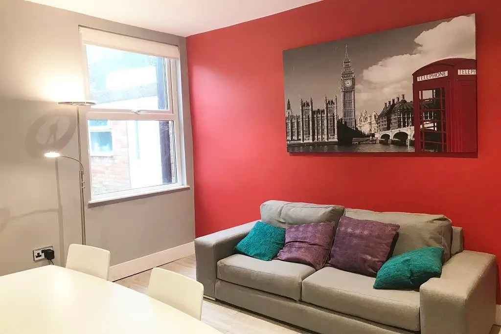 Flat Radford Boulevard in Nottingham