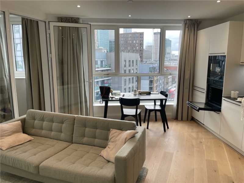 Flat Naval Row in Greater London