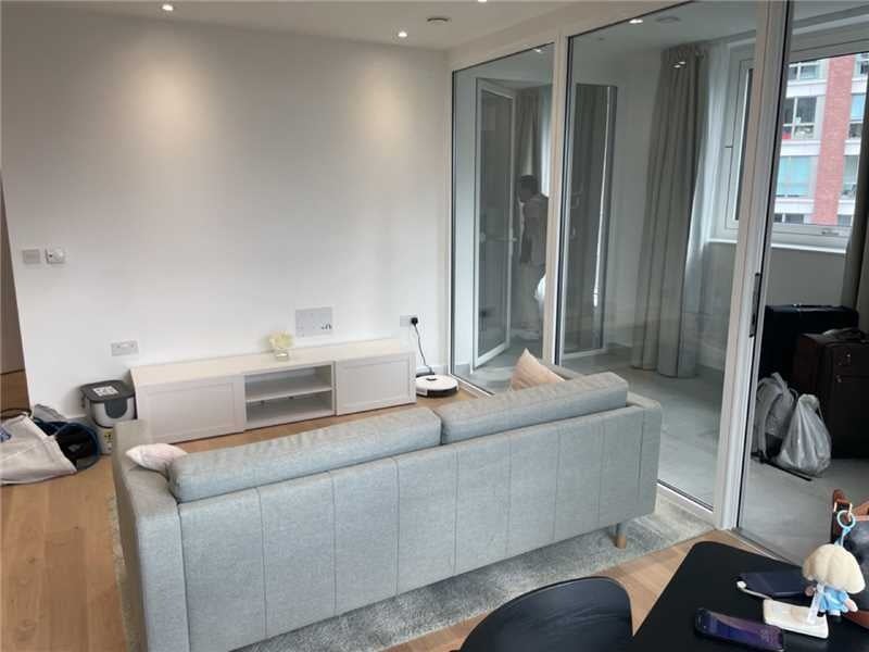 Flat Naval Row in Greater London
