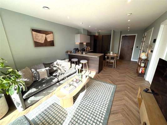 Flat James Watt Queensway in Birmingham