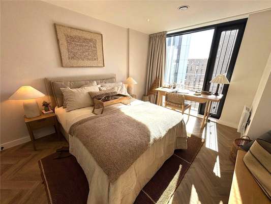 Flat James Watt Queensway in Birmingham