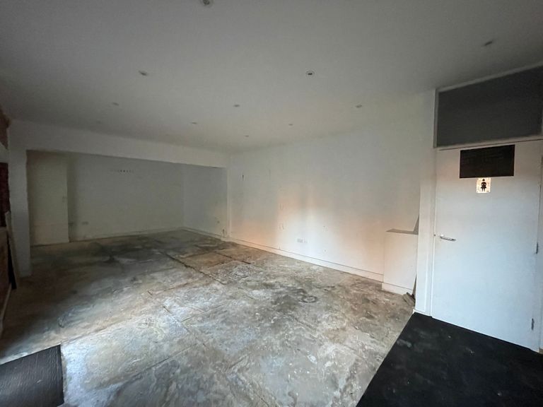 Flat Bayes Street in Kettering