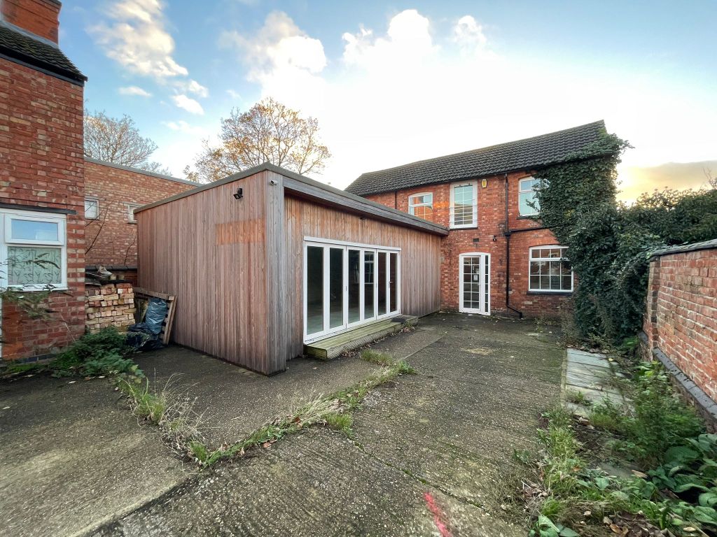Flat Bayes Street in Kettering