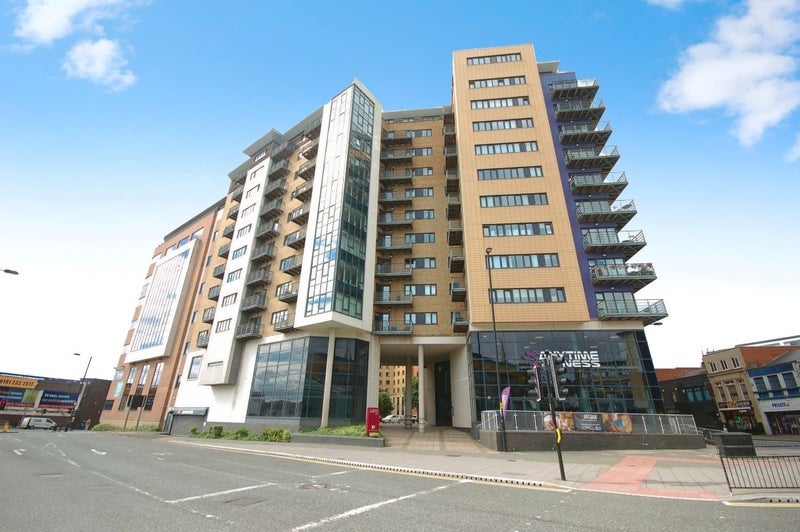 Room Scotswood Road in Newcastle upon Tyne