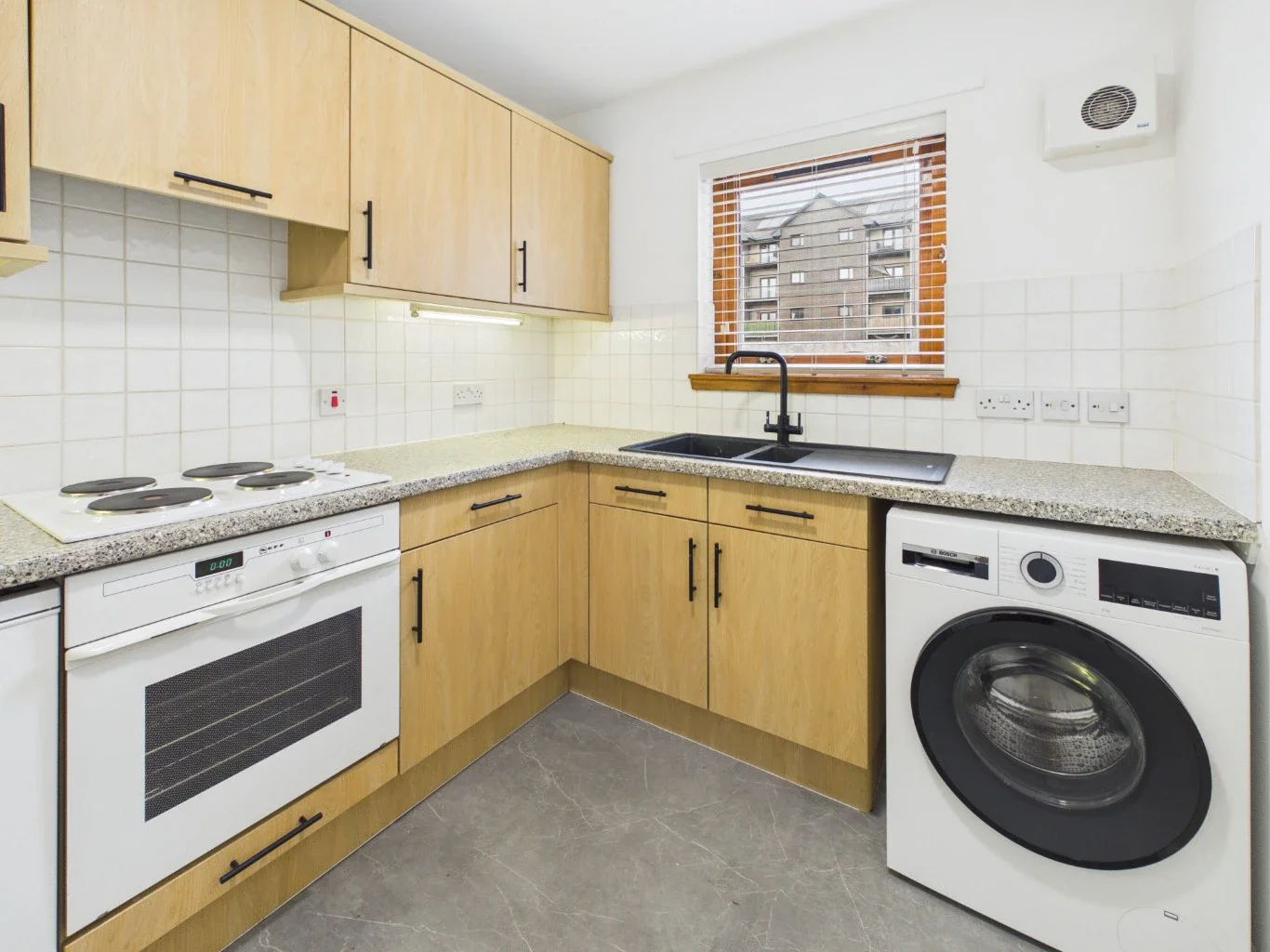 Flat Arbroath Road in Dundee