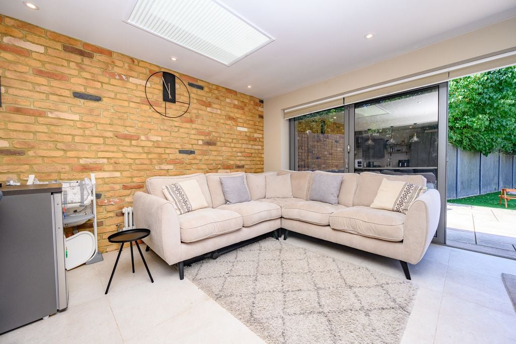 House Holme Close in Welwyn Hatfield