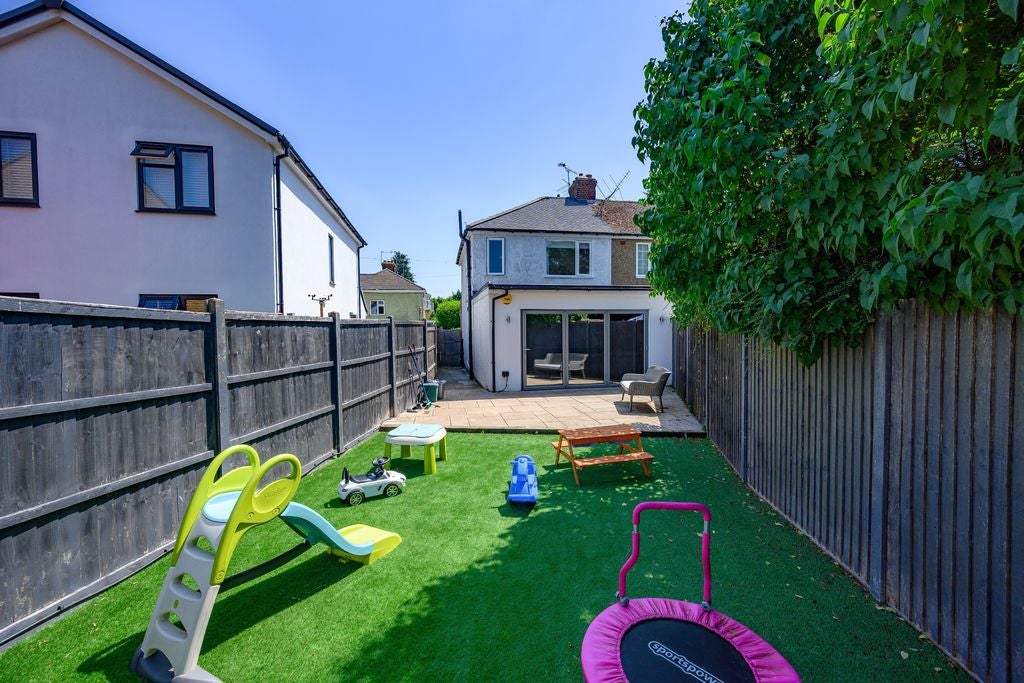 House Holme Close in Welwyn Hatfield
