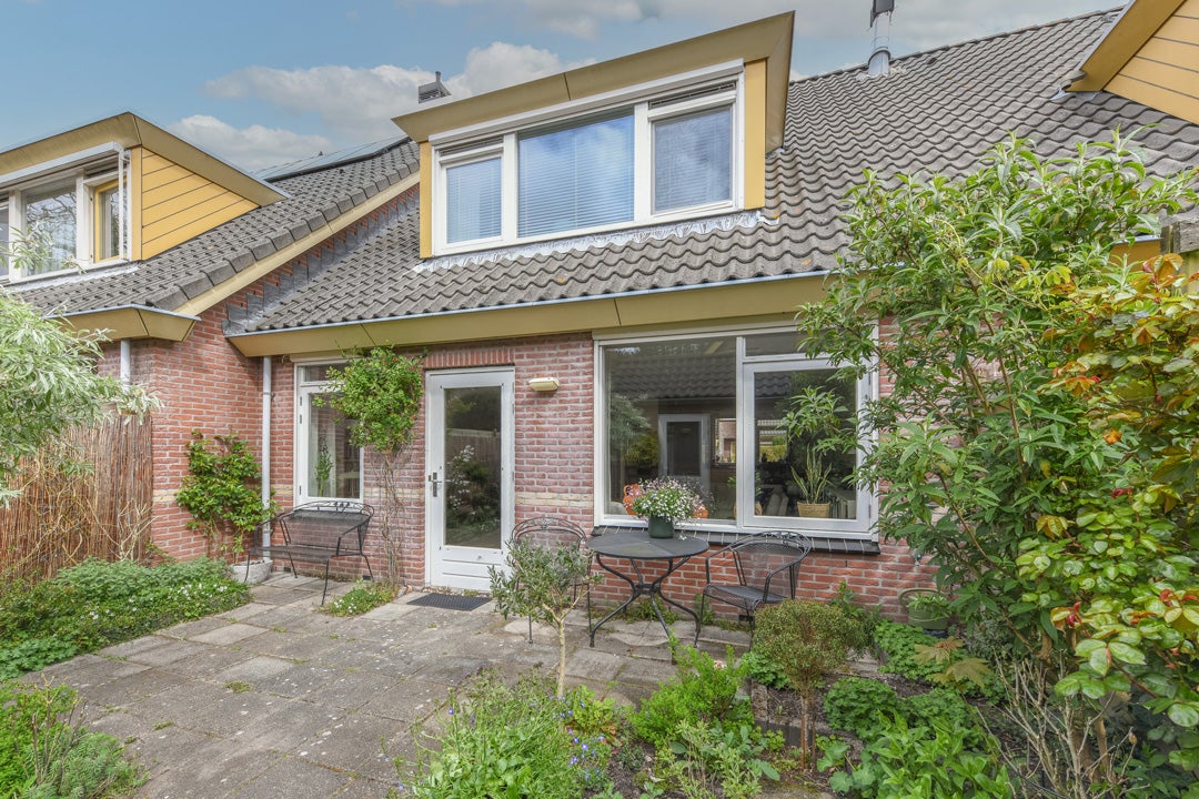 Tussenwoning te koop: Bremakker 11, Groet