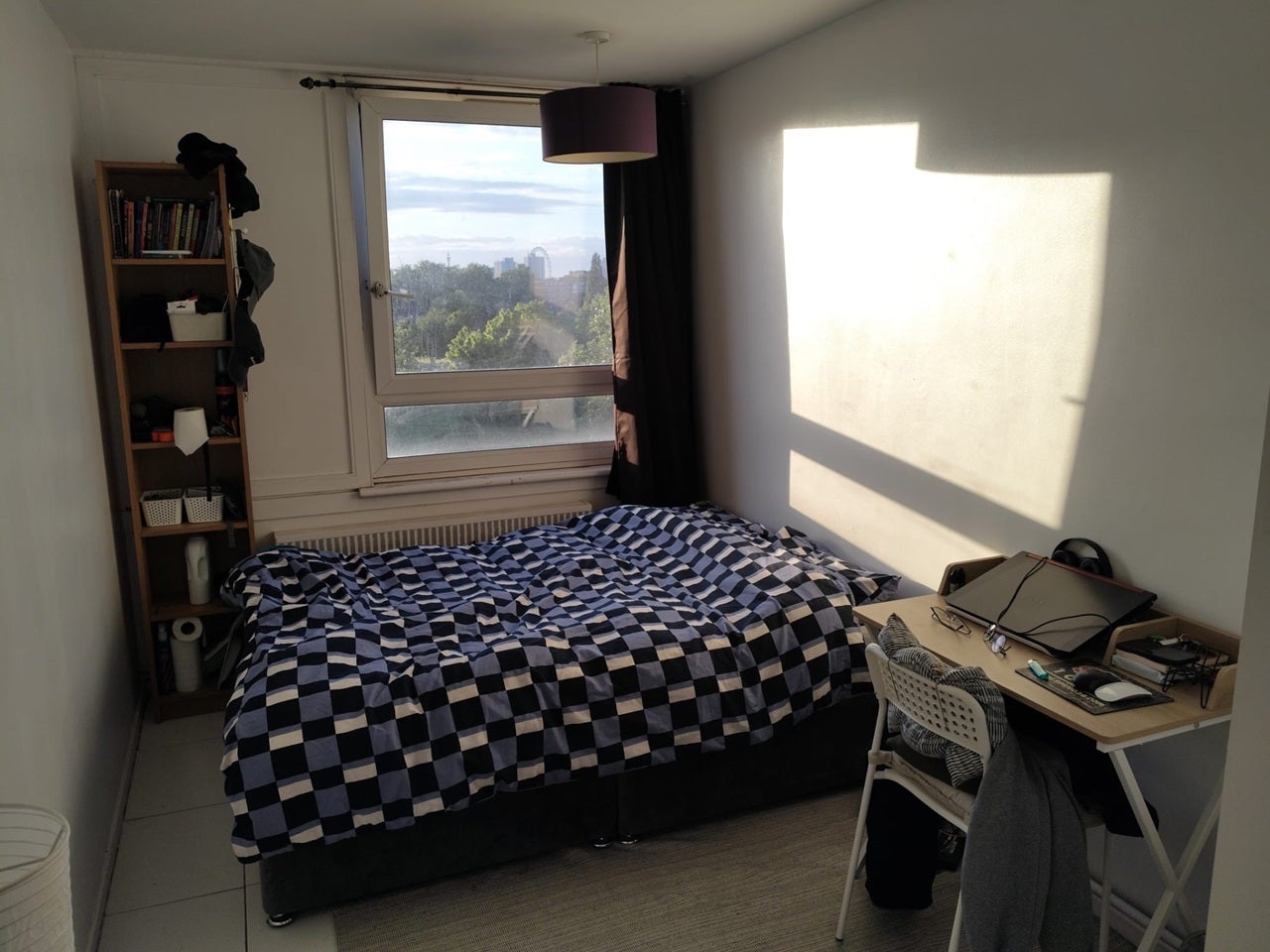 Room Warham Street in Greater London