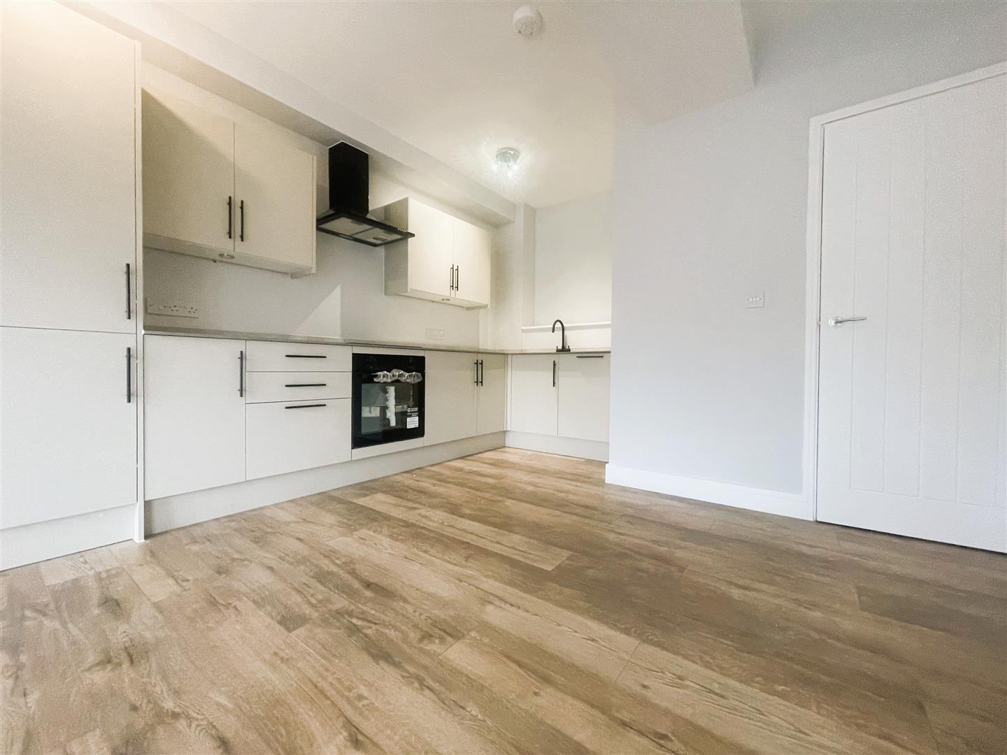 Flat Beaconsfield Road in Maidstone