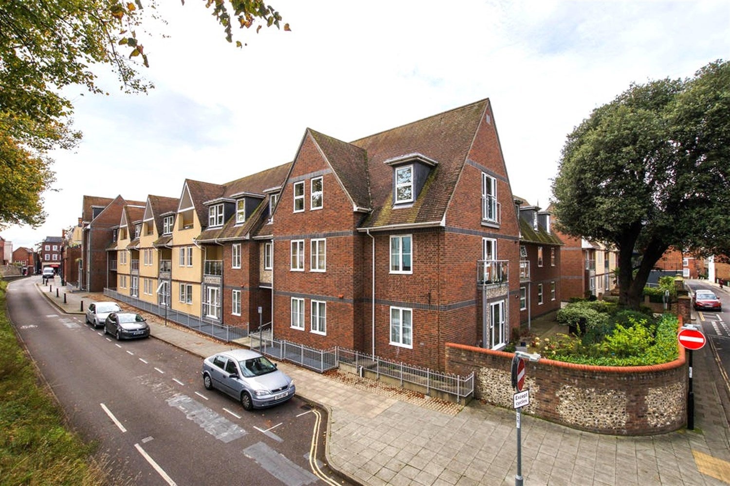 Flat Shippam Street in Chichester