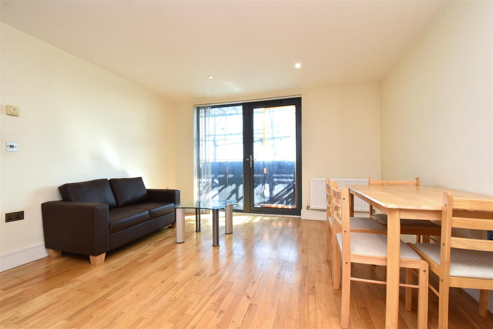 Flat Chrisp Street in Greater London