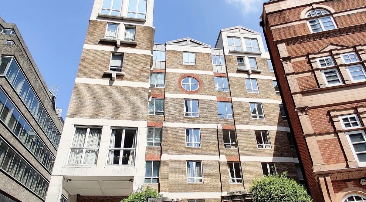 Flat Botolph Lane in City of London