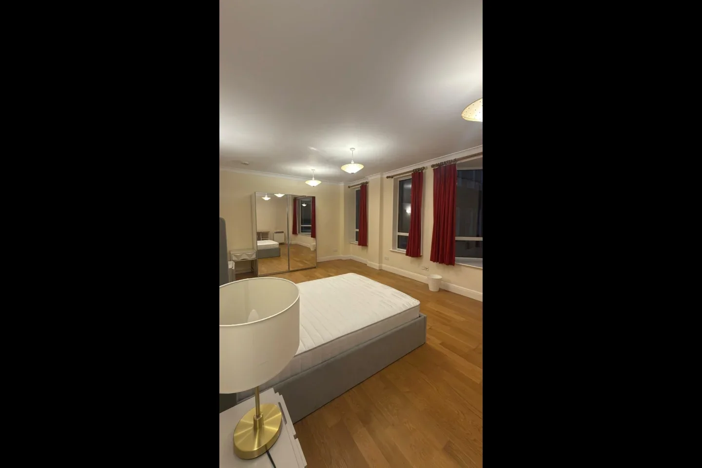 Flat Botolph Lane in City of London