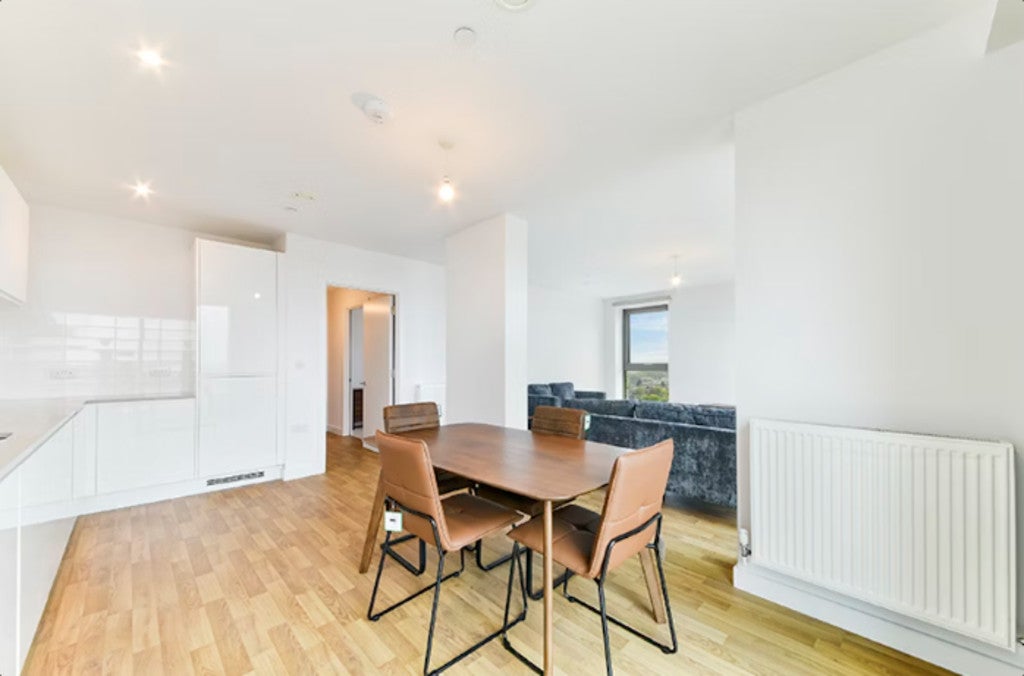 Flat Seven Sisters Road in London