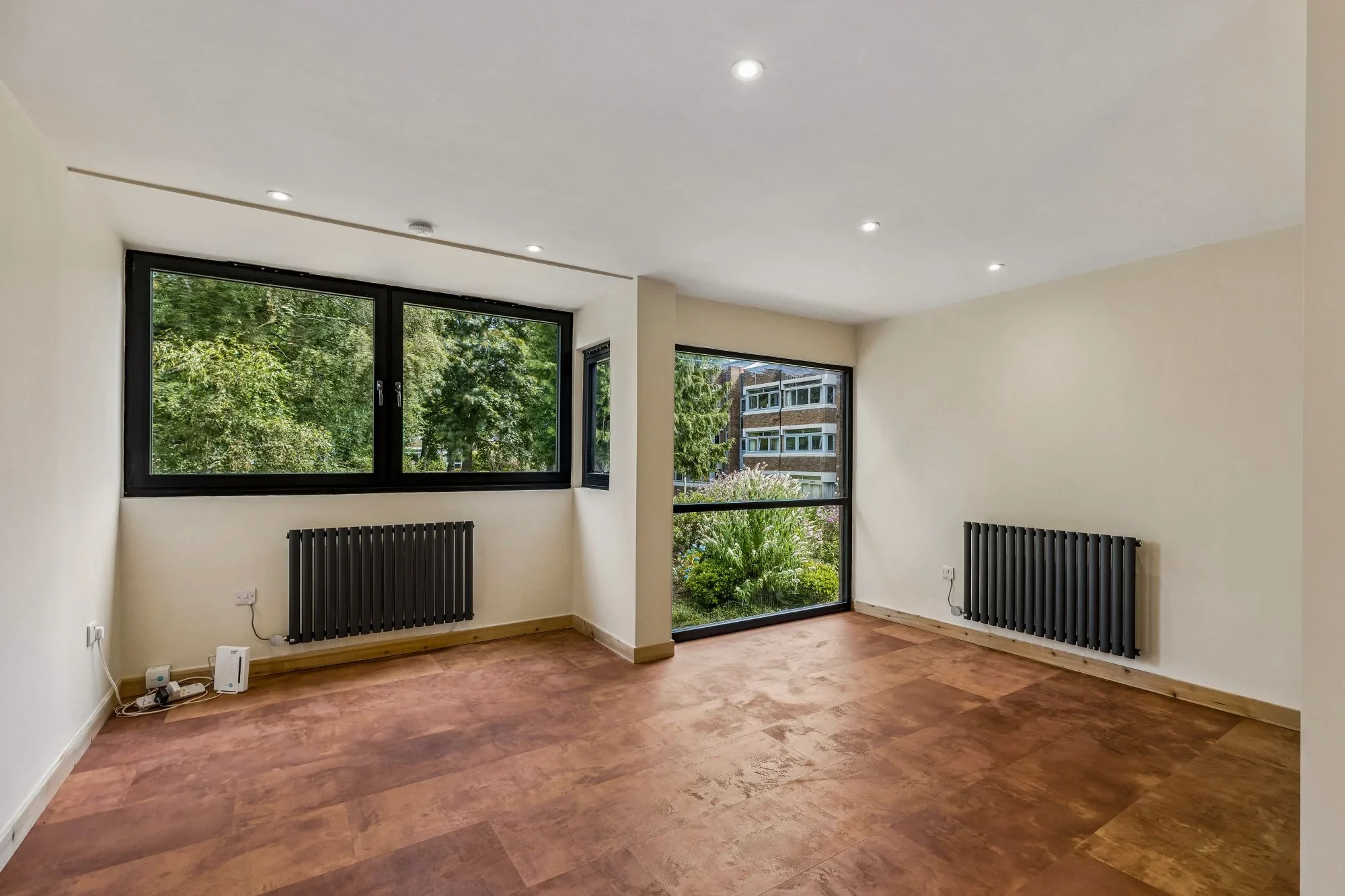 Flat Lethington Avenue in Glasgow