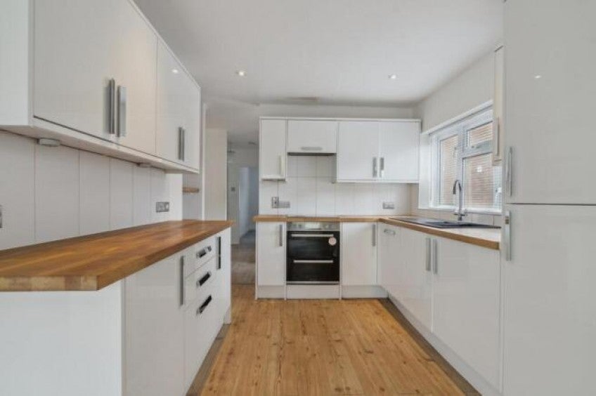 House Nicol Road in Chalfont St Peter