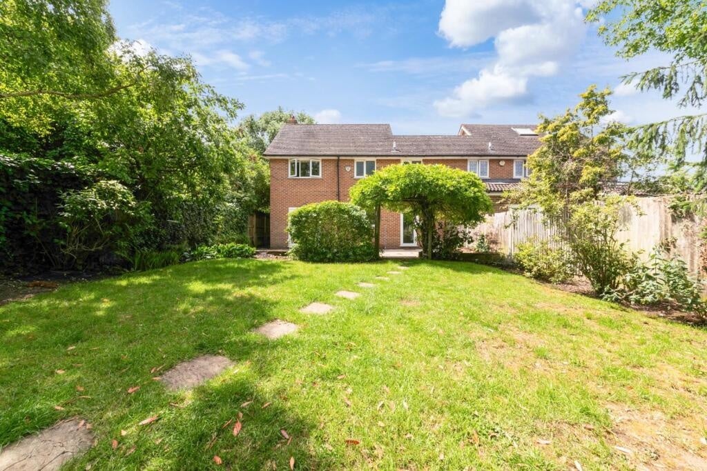 House Bluegates in Epsom and Ewell