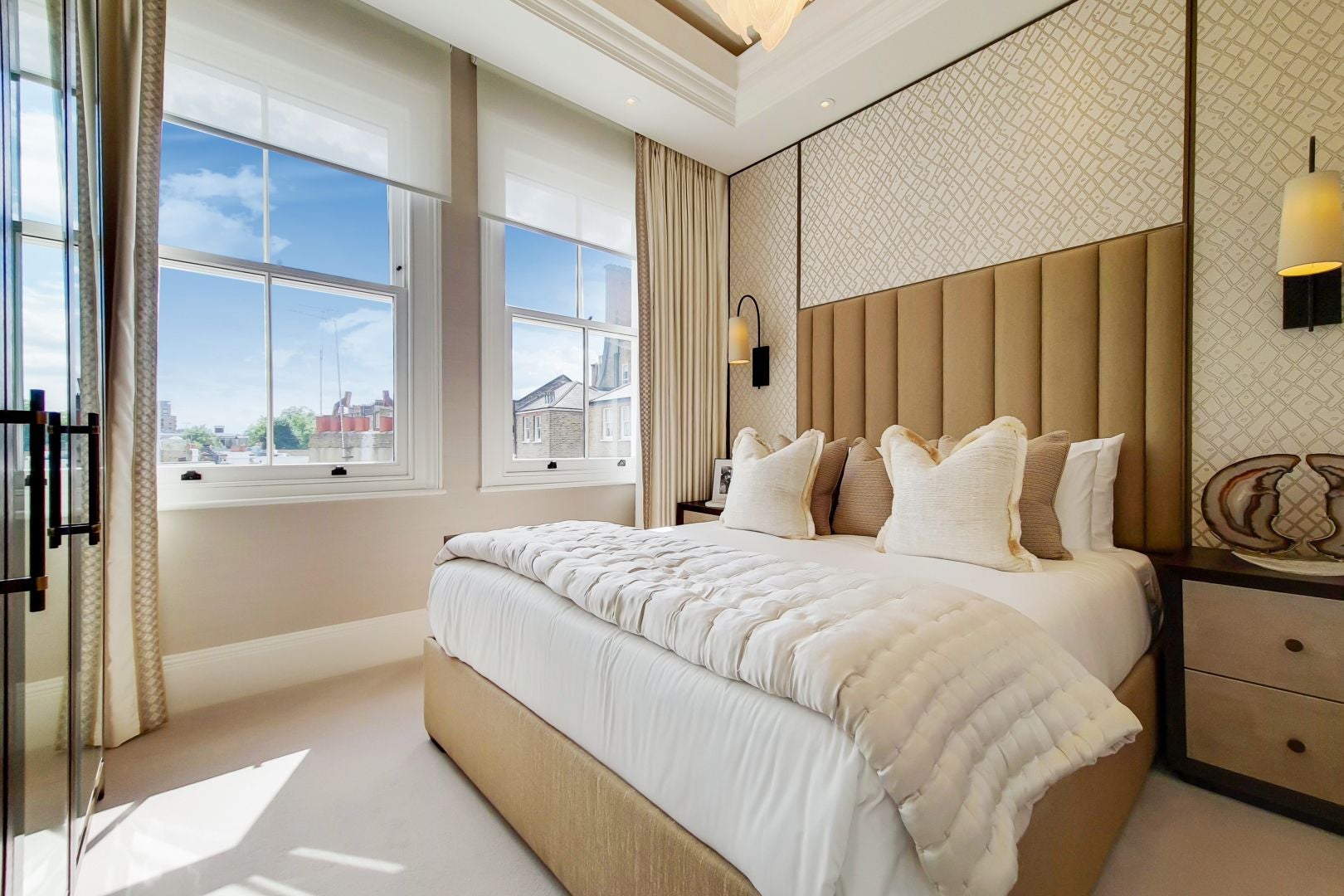 Flat Prince of Wales Terrace in Greater London