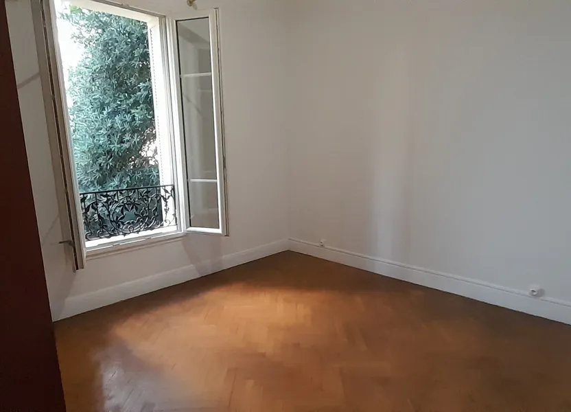 Flat Avenue Balbi in Nice