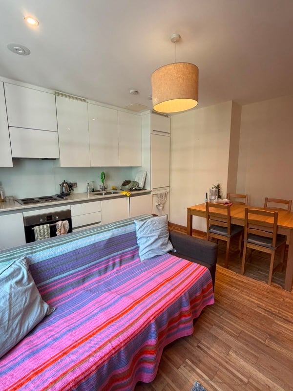 Room Nile Street in Greater London