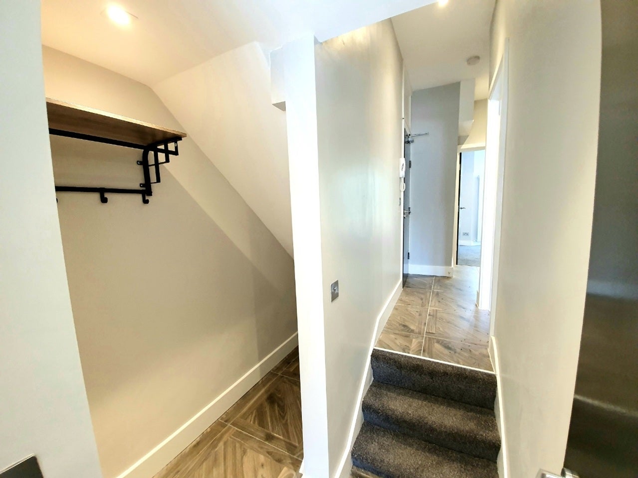 Flat Amhurst Road in Greater London