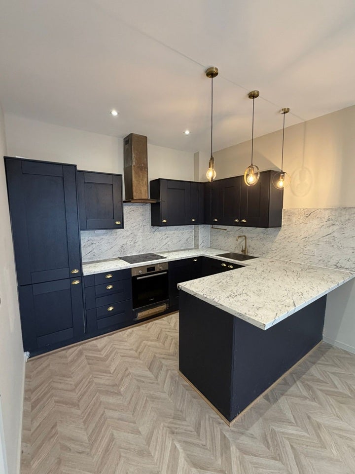 Flat Amhurst Road in Greater London