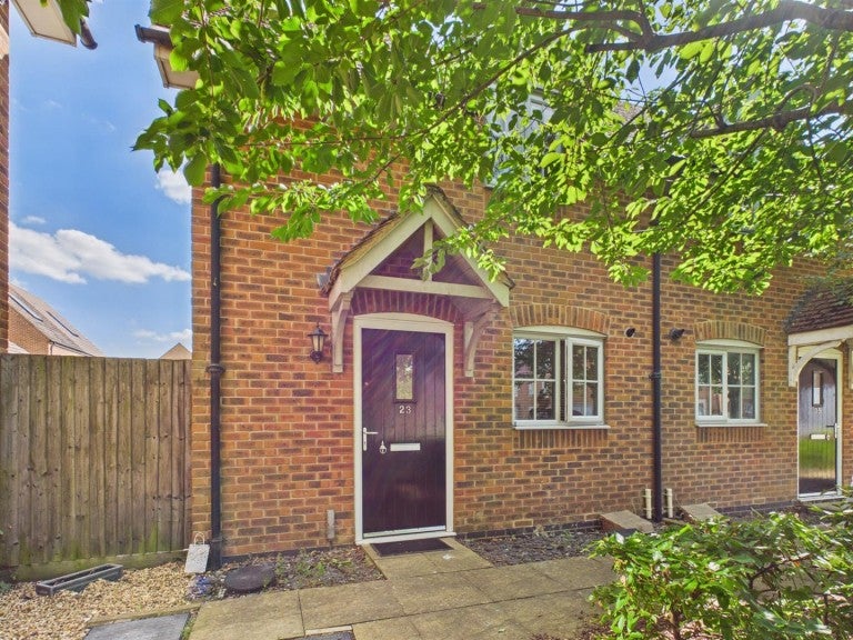 House Southwick Mews in Weldon