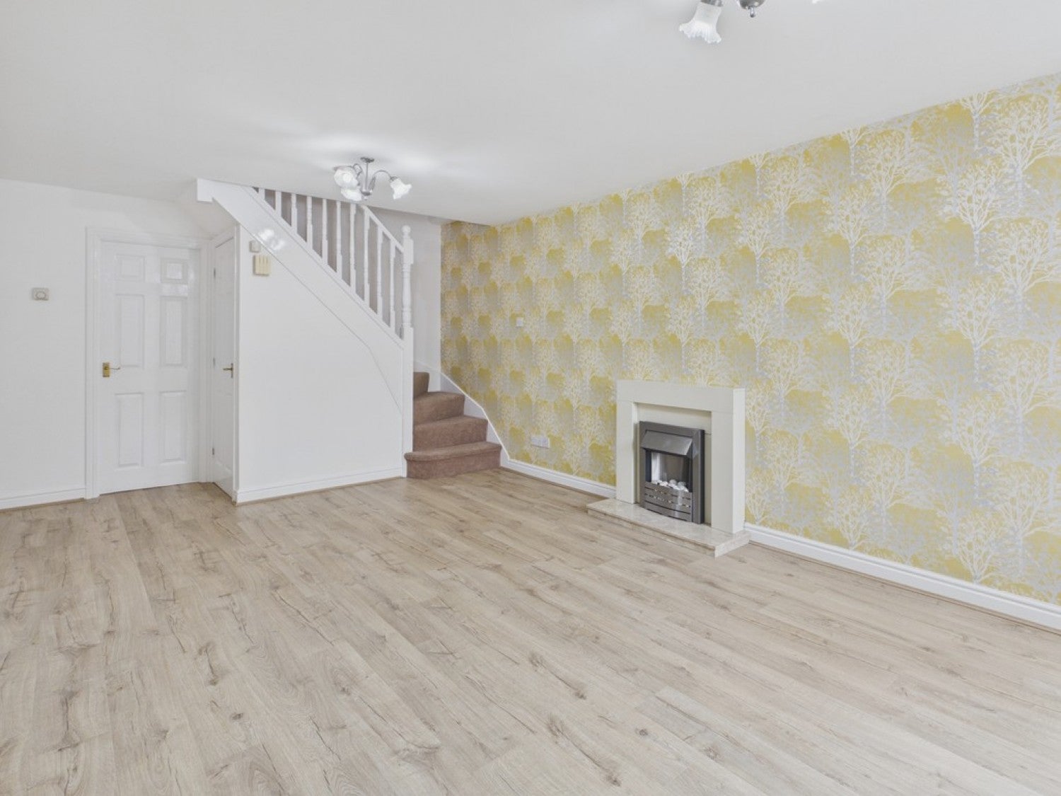 House Alford Close in Chesterfield
