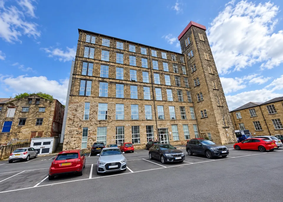Flat Savile Street in Kirklees