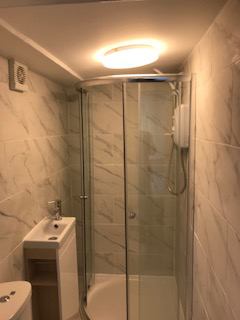 Room Braywick Road in Maidenhead