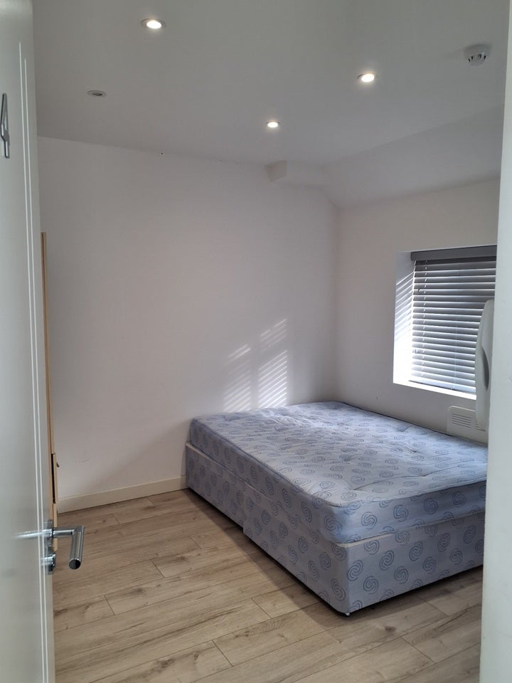 Flat Lyndhurst Road in Greater London