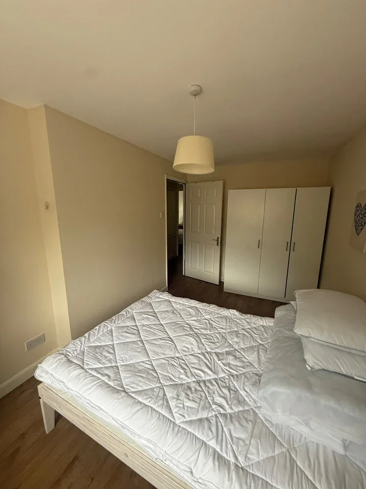 House Henrietta Close in Greater London
