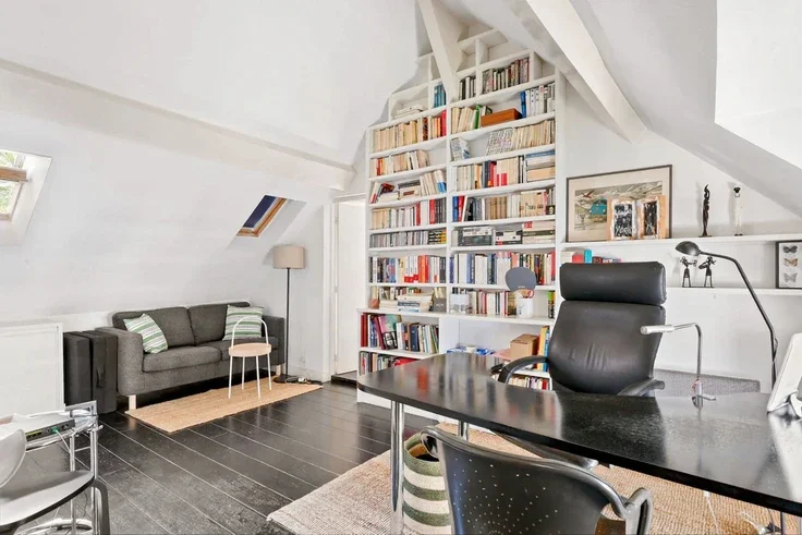 House Rue Daguerre in Paris