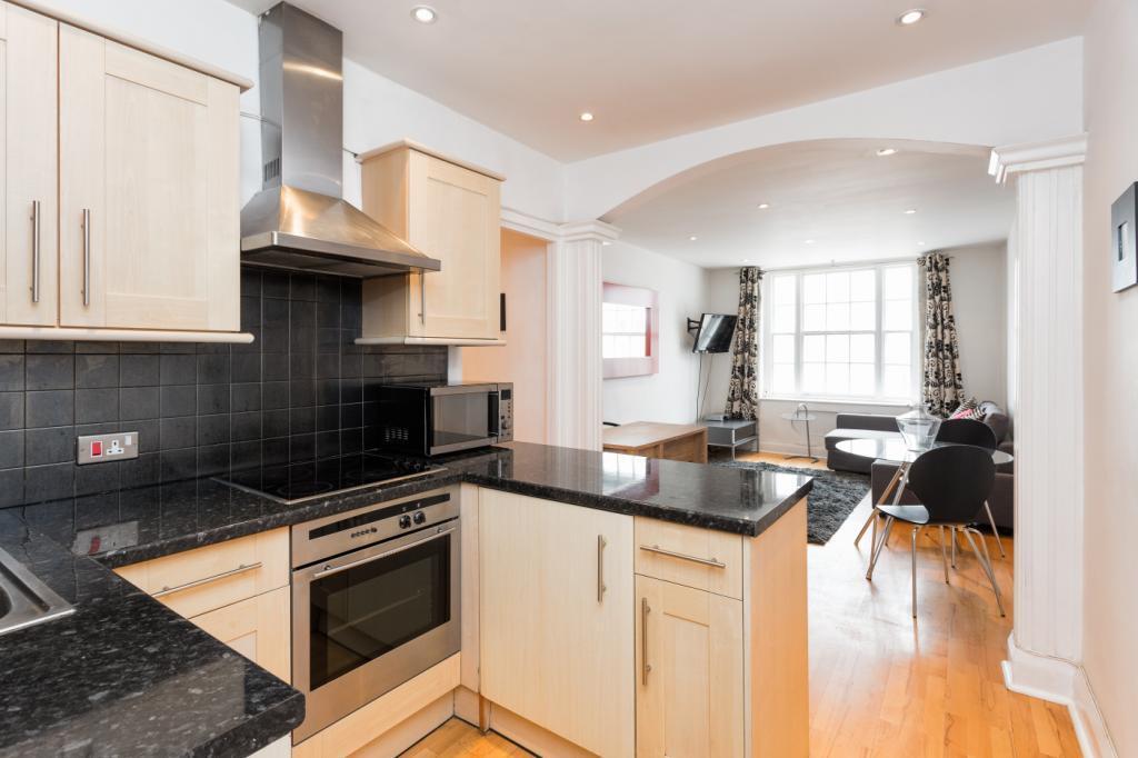 Flat Great Cumberland Place in City of Westminster