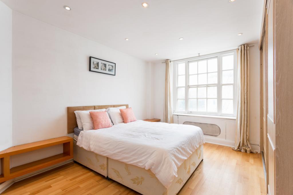 Flat Great Cumberland Place in City of Westminster