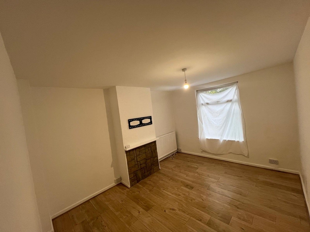 House Oxlow Lane in Greater London