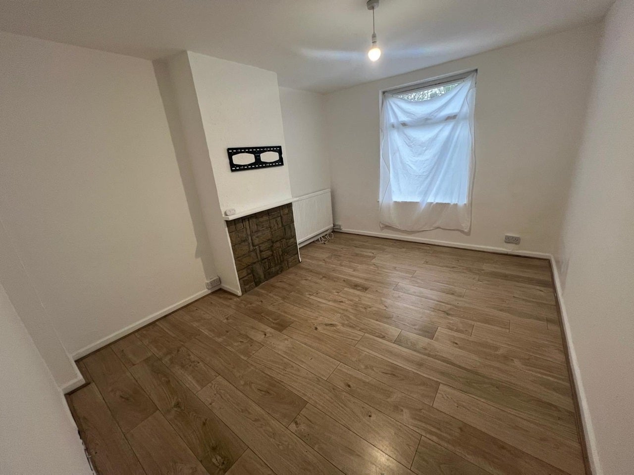 House Oxlow Lane in Greater London