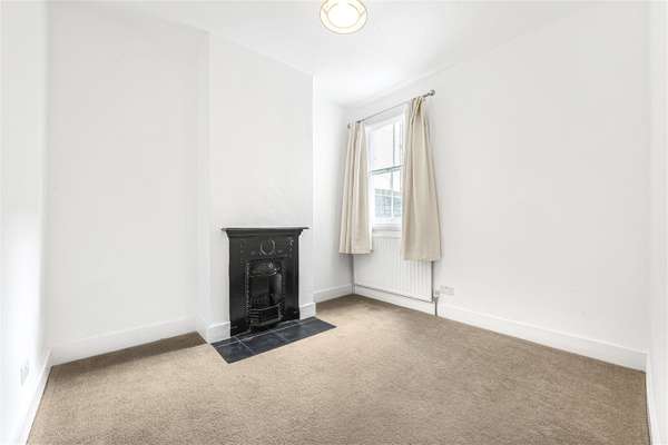 House Blondin Street in Greater London