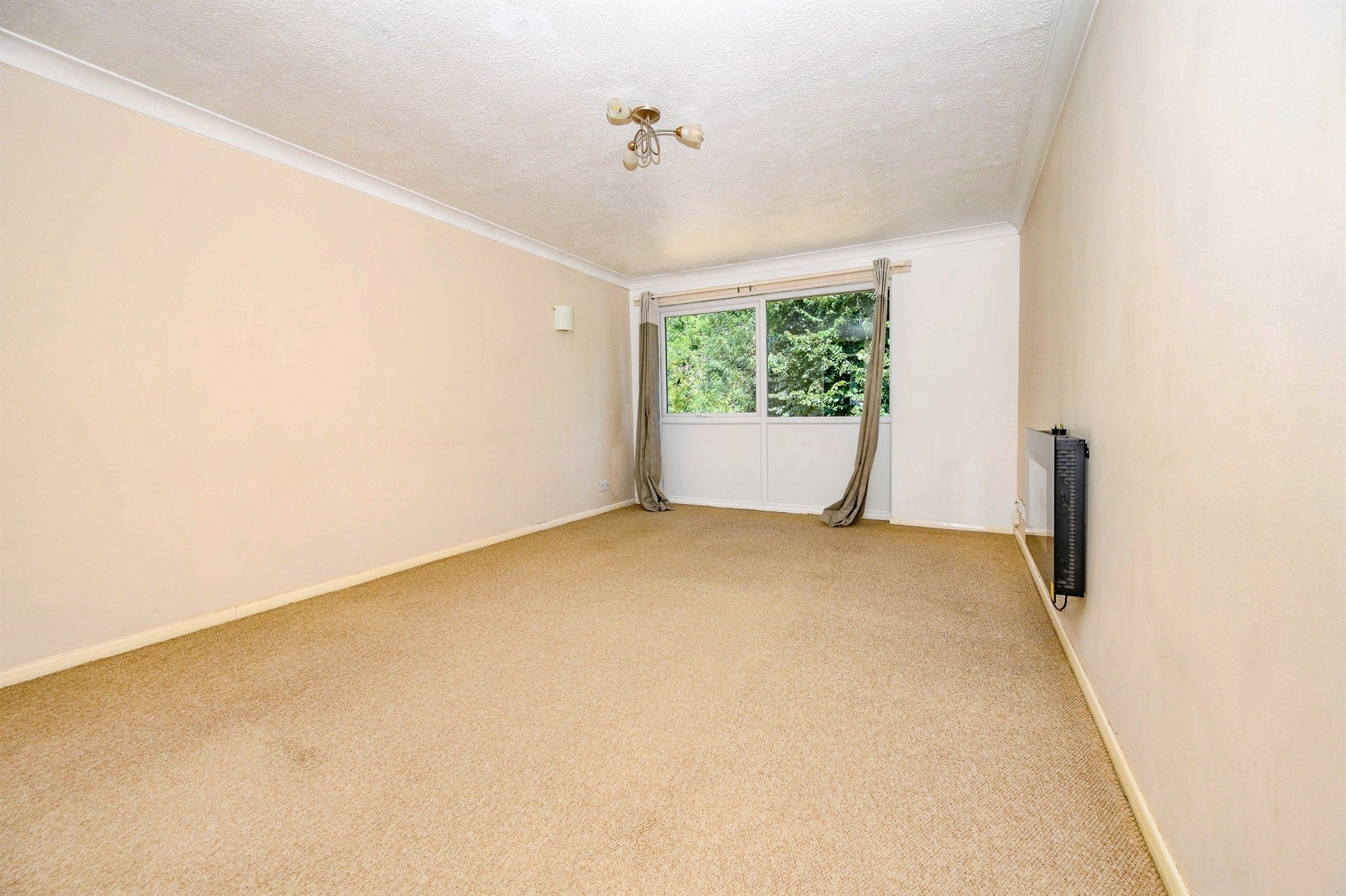 Flat Chenies Court in Dacorum