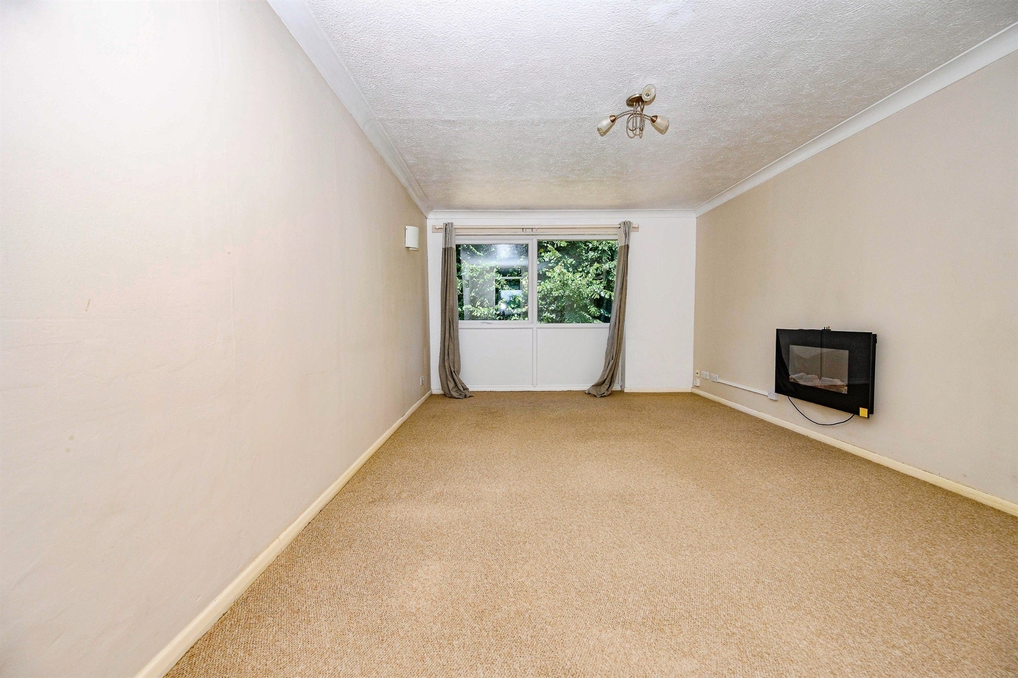 Flat Chenies Court in Dacorum