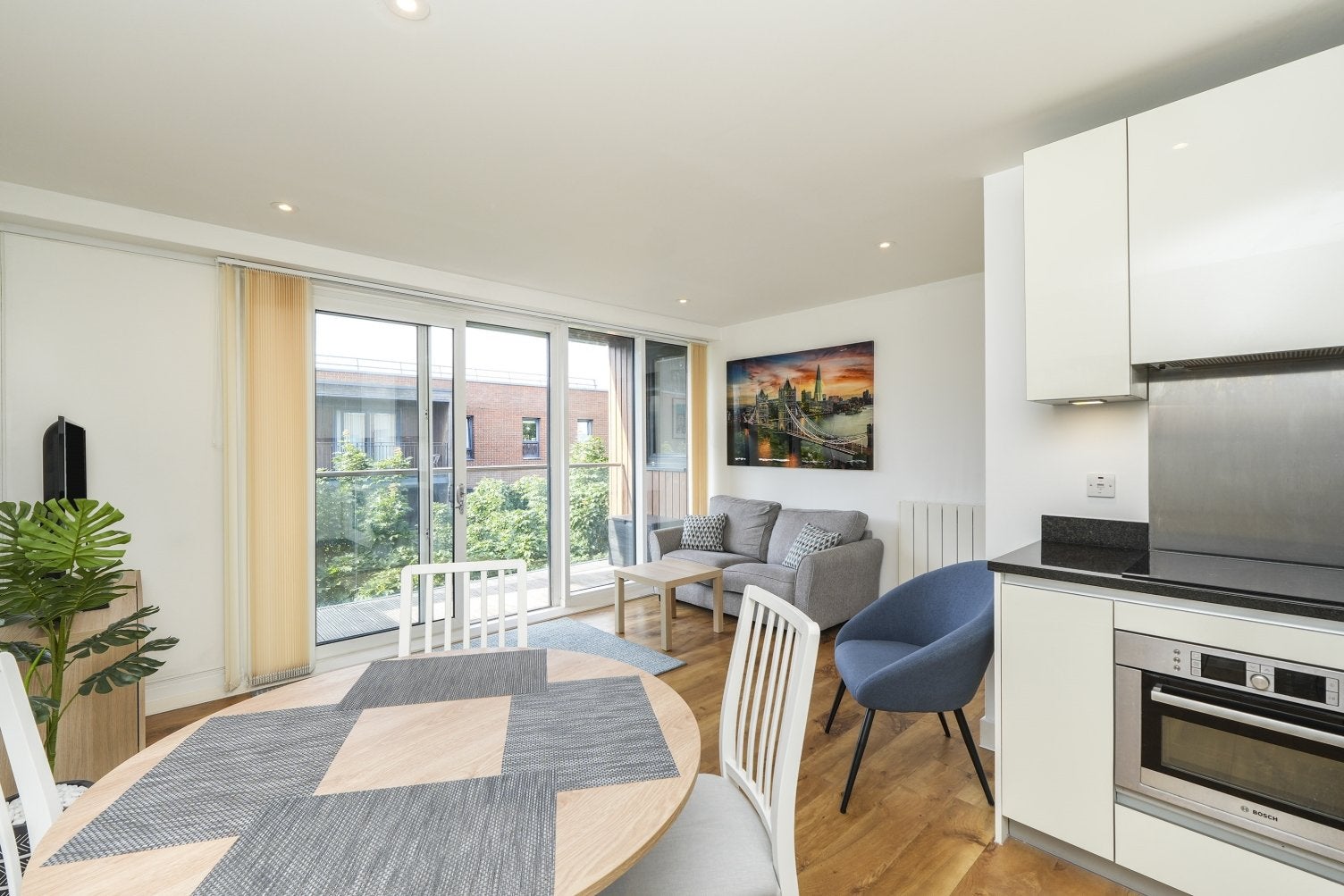 Flat Dowding Drive in Greater London