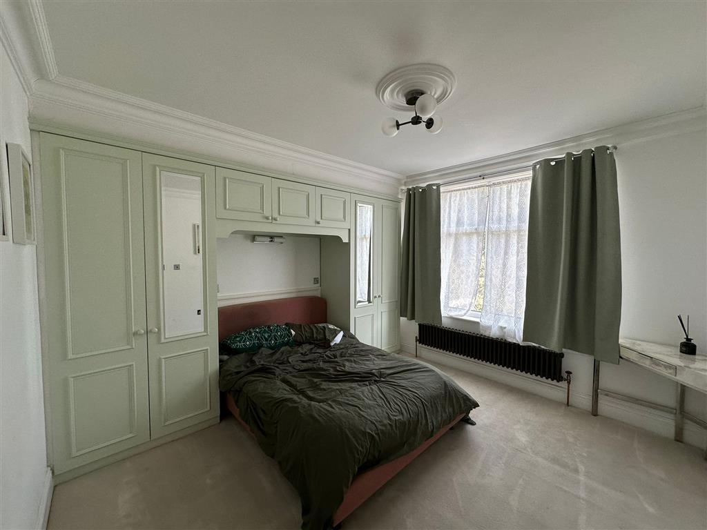 House Slades Gardens in Greater London