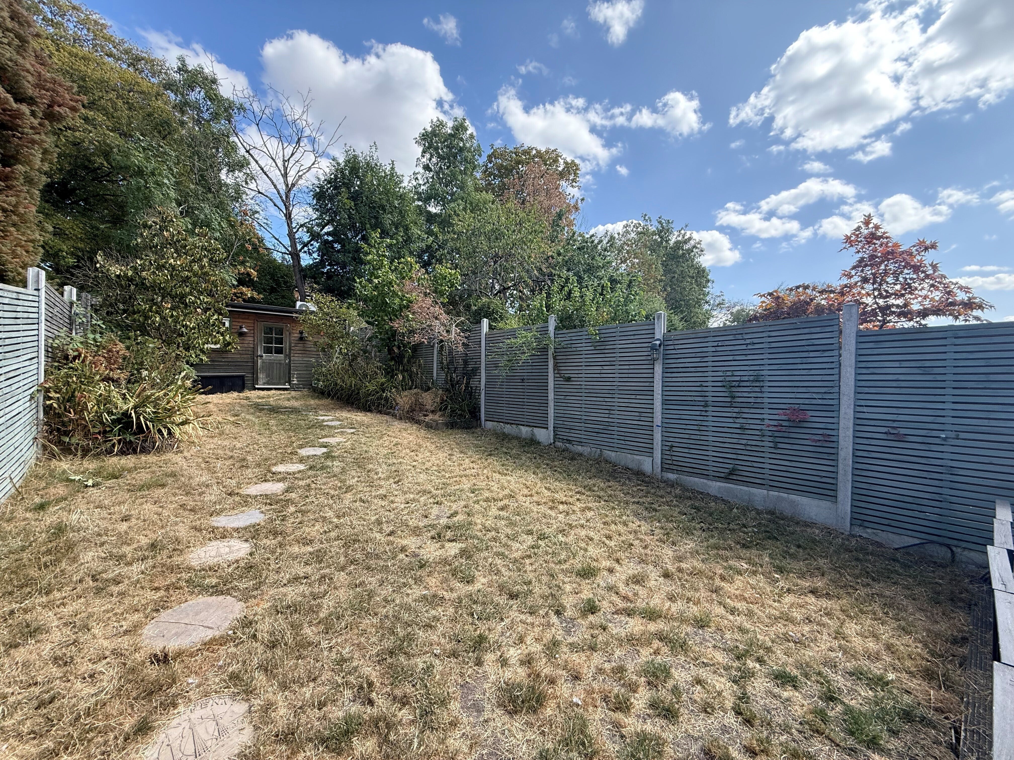 House Slades Gardens in Greater London
