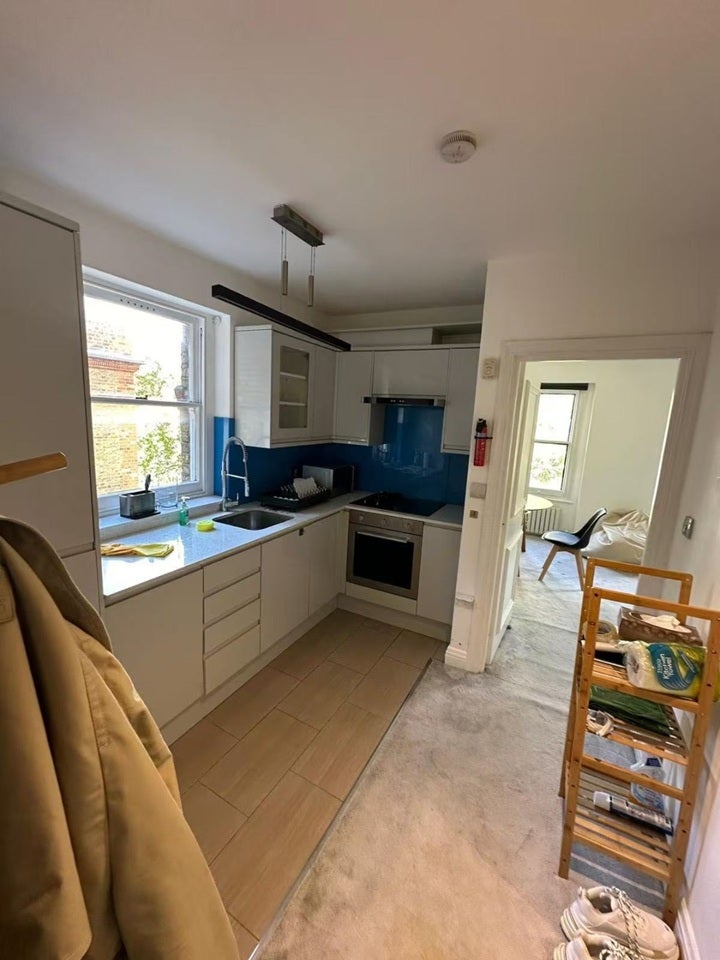 Flat Courtfield Road in Greater London