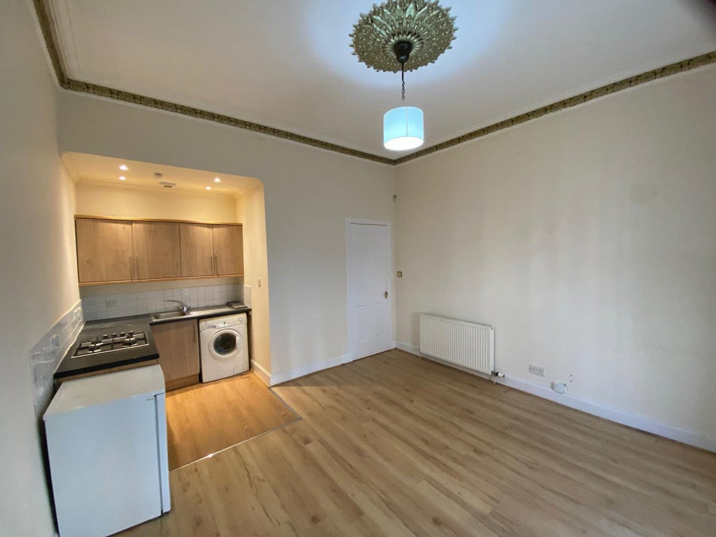 Flat Langside Lane in Glasgow