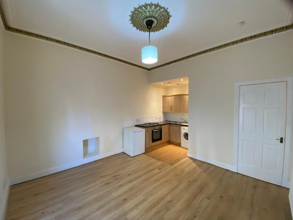 Flat Langside Lane in Glasgow