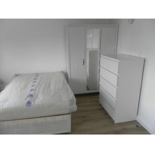 Flat Clapham Common South Side in Greater London