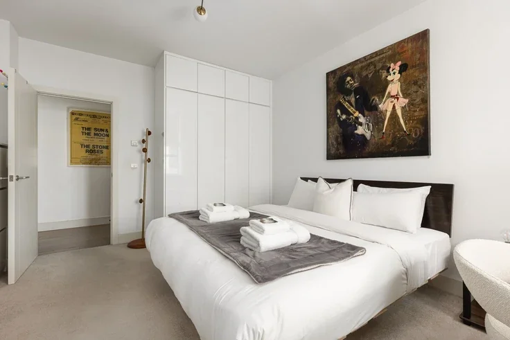 Flat Chatham Place in Greater London