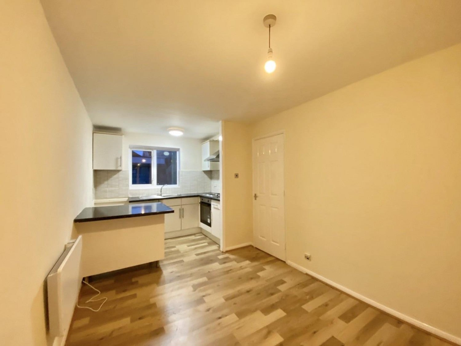 Flat Copthorne Mews in Greater London